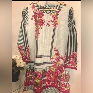 Printed COTTON Shirt.long sleeve shirt . Size small.